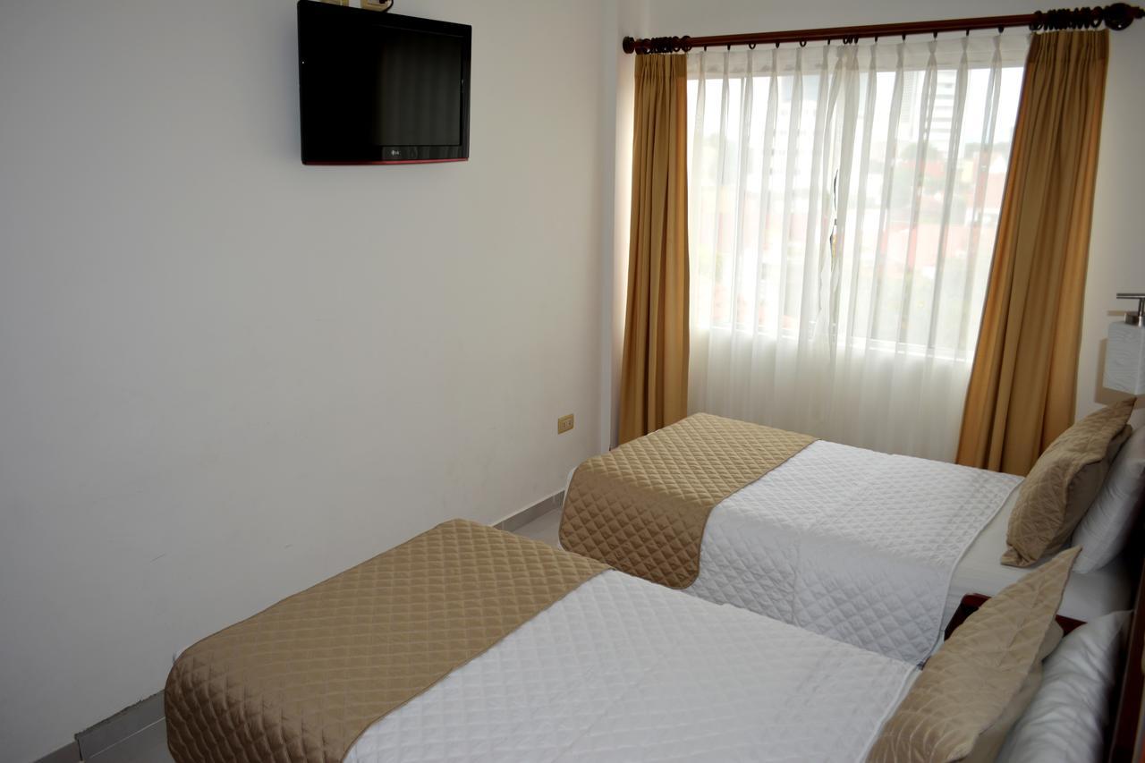 سانتا كروز دي لا سي Premium Suites Business Aparthotel Equipetrol الغرفة الصورة